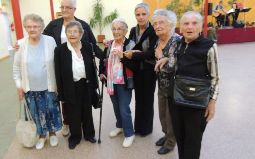 Une journée extraordinaire au repas de la commune!