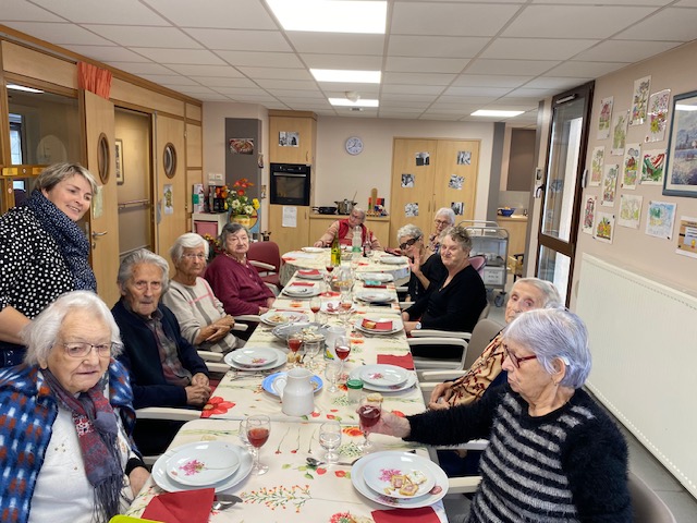 Un repas convivial typique de notre territoire