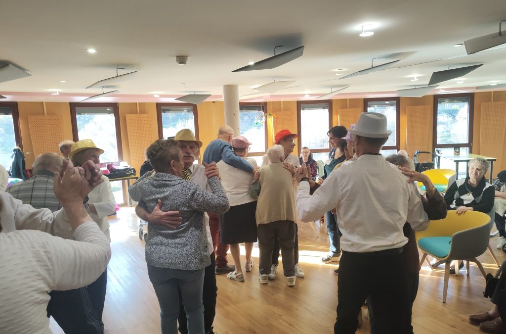 La danse s’invite avec le groupe de danseurs de Rock’n’roll de St Etienne les Remiremont