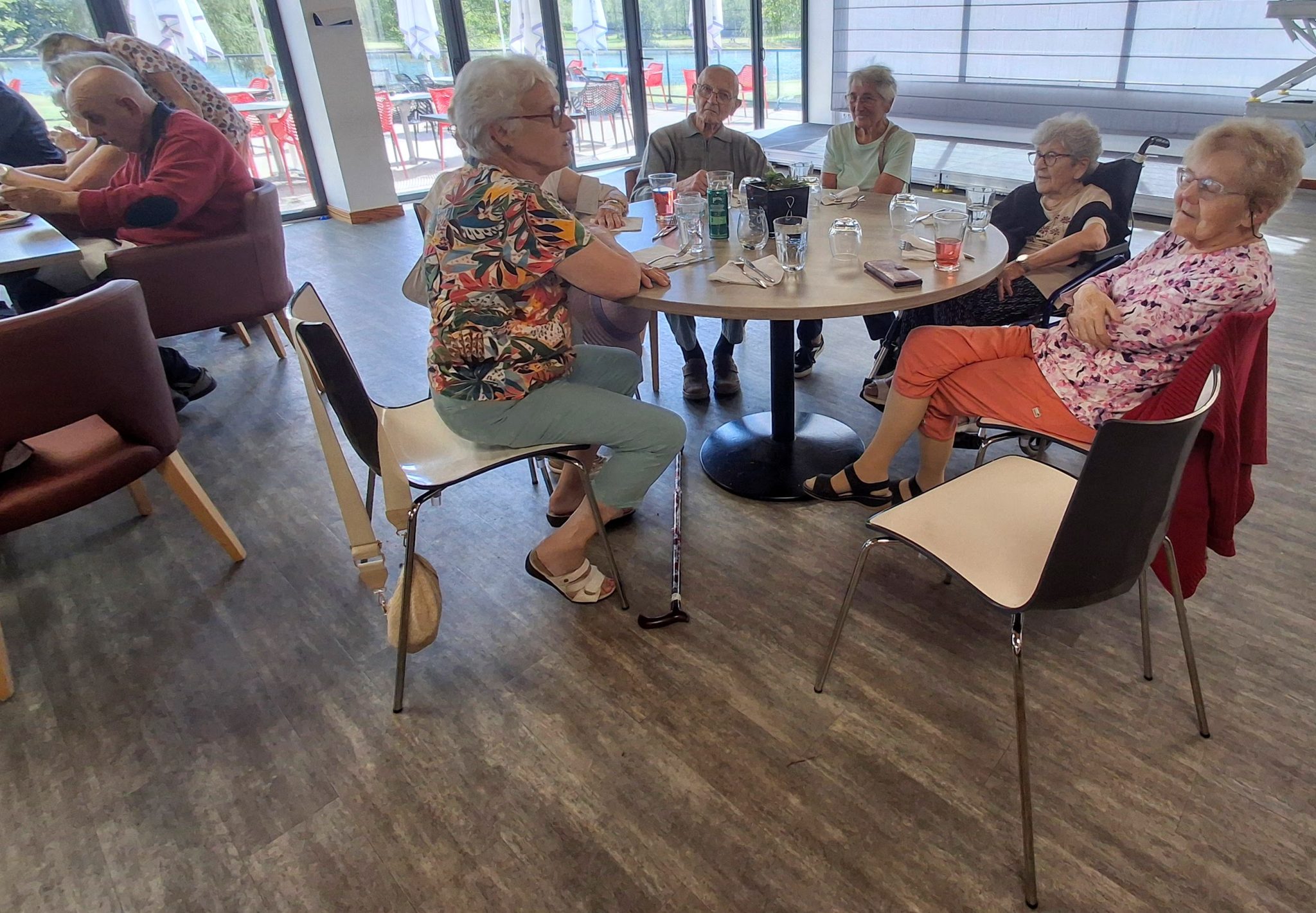 Bénévoles et pensionnaires